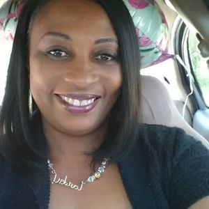 Meet your Posher, Debra